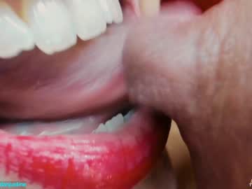 webcam girl aedanjustine capture image #688811