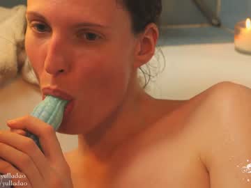 webcam girl yulladao capture image #835244