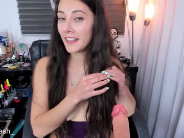 webcam girl kellytesh capture image #1297666