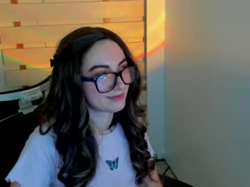 webcam girl emilia_clark_ capture image #4058080