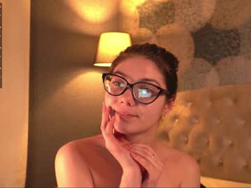 webcam girl crystalreves capture image #1444404