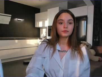 webcam girl adelina__argent capture image #782997