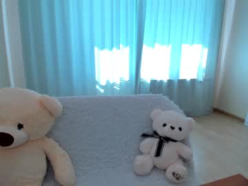 webcam girl yana_squrel_22 capture image #1859113