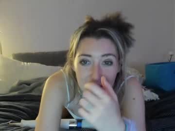webcam girl sluttylilsister capture image #1047927