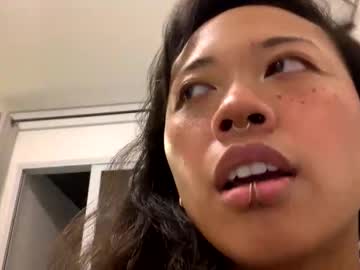 webcam girl heavenngirlyy444 capture image #4027195