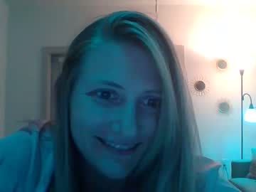 webcam girl katrinalmoore capture image #3966053