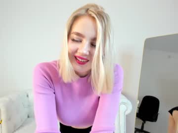 webcam girl oliviabr0wn capture image #3158547