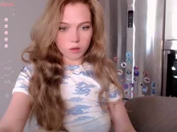 webcam girl small_blondee capture image #2154886