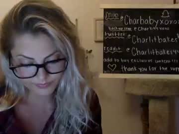 webcam girl charlitbaker capture image #1936555