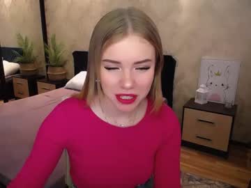 webcam girl yourfullmoon capture image #3947473