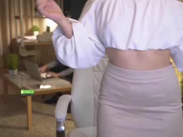 webcam couple office_online capture image #461521
