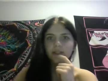webcam girl kyky_baby444 capture image #4067961