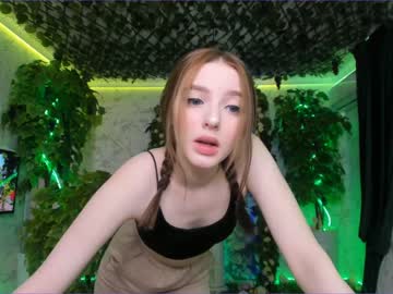 webcam girl elisa_oliver capture image #588206