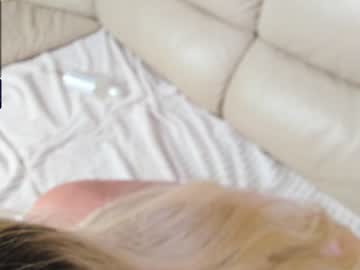 webcam girl lil_angell_ capture image #2329951
