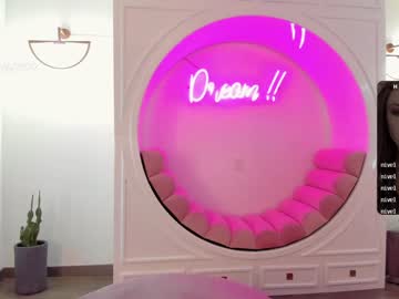 webcam girl ashlyeroberts1 capture image #2106033