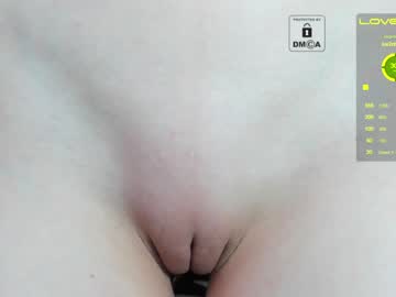 webcam girl _witch__ capture image #1149374