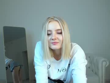 webcam girl oliviabr0wn capture image #3122408