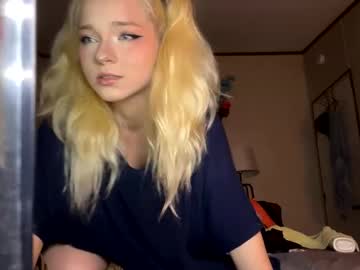 webcam girl amaliediaz capture image #4053678