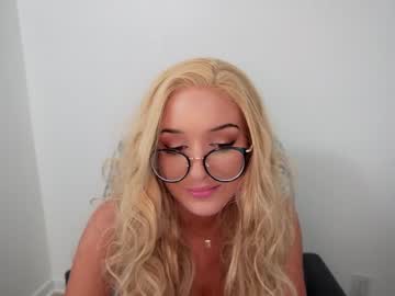 webcam girl siennaissubmissive capture image #3961761