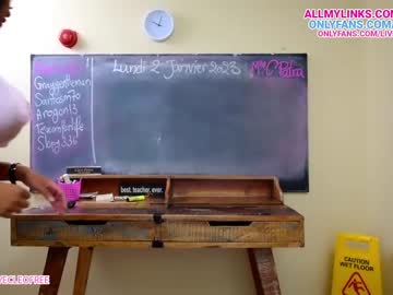 webcam girl livecleo capture image #3422511