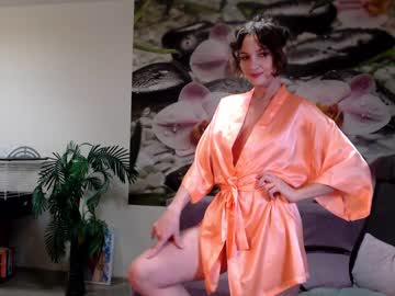 webcam girl jennycutey capture image #3559096
