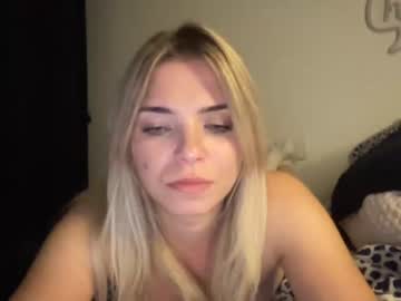 webcam girl lillymoon18 capture image #2953972