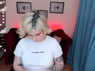 webcam girl yolandi_toit capture image #2209664