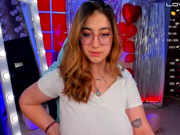 webcam girl scallymirana capture image #3740965