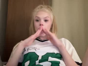 webcam girl sonyaplush capture image #3915468