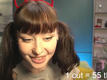 webcam girl ella_knockers_xl capture image #1559375