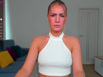 Cam for ohmy_mia
