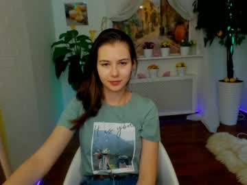 webcam girl carolineprise capture image #675638