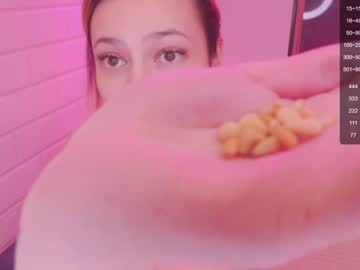 webcam girl aveksmr capture image #1433397