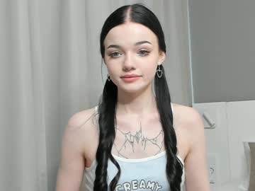webcam girl stussy_montana capture image #1672818