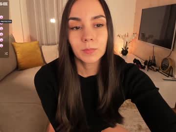 webcam girl intrigueeme capture image #3606148