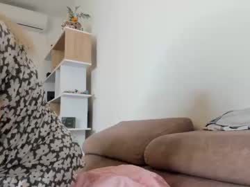webcam girl justahornywife capture image #2680064