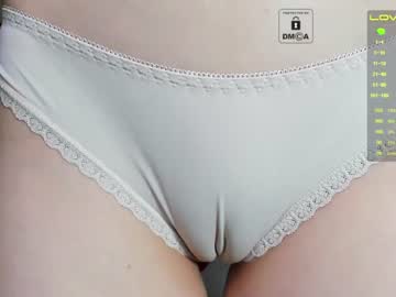 webcam girl _witch__ capture image #1579412