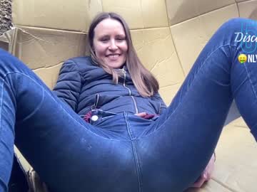 webcam girl eatmypie69 capture image #1357817