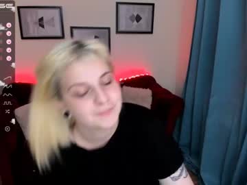 webcam girl yolandi_toit capture image #2166751