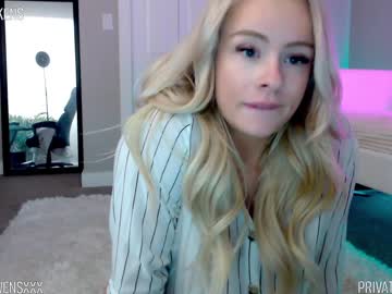 webcam girl oliviaowens capture image #1945233