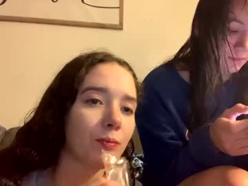 webcam girl kylieexoxoxo2432 capture image #3989315