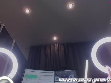 webcam girl queenafina capture image #2378401