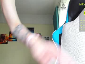 webcam girl _witch__ capture image #1601447