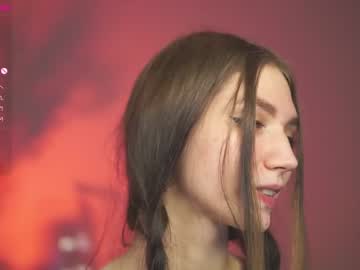 webcam girl angels_kiss capture image #2908923