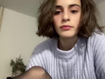 webcam girl crown_of_vice01 capture image #3600428