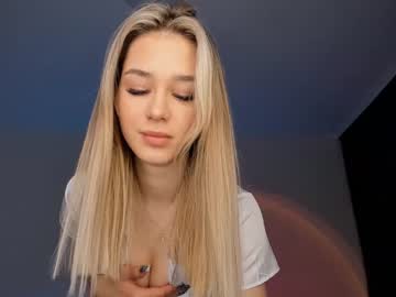webcam girl holly____ capture image #3840434