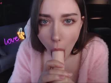 webcam girl uwuxo capture image #3494940