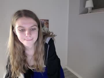 webcam girl lana_heisstt capture image #677011