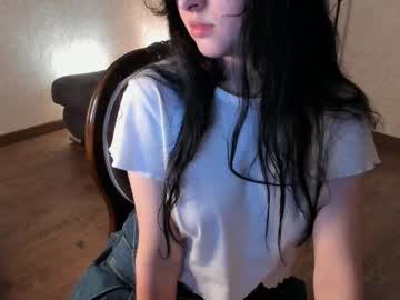 webcam girl carolemilys capture image #3962128