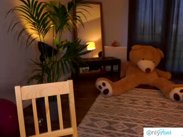 webcam girl juicyandthepussyblvd capture image #2117360